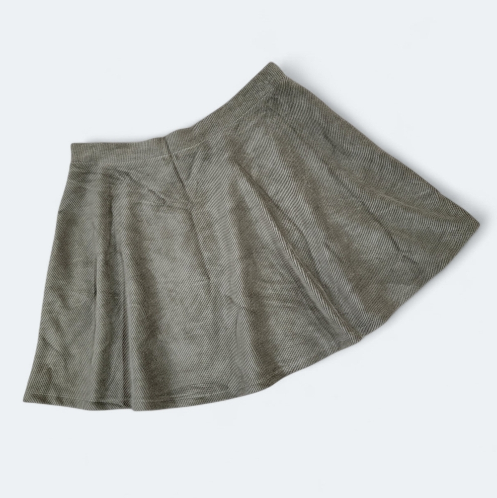 NEW Forever 21 Olive Green Corduroy Mini Skirt Size Medium Skater Flare Fall